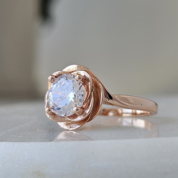 Rose Gold Flower Ring, 925 Sterling Silver with 18k Rose Gold finish - Picture 10 of 16